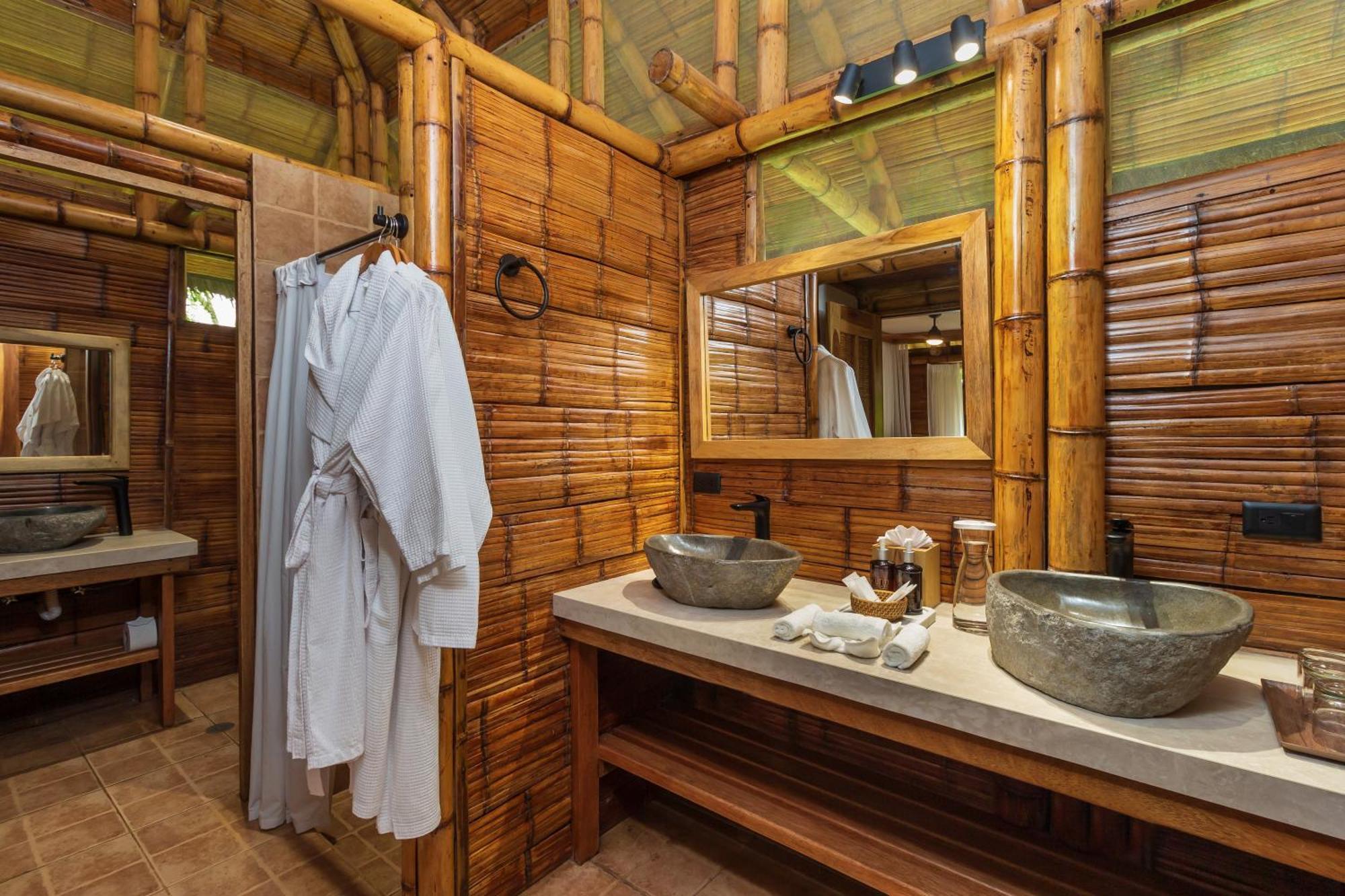 La Selva Eco-Lodge & Retreat Providencia エクステリア 写真