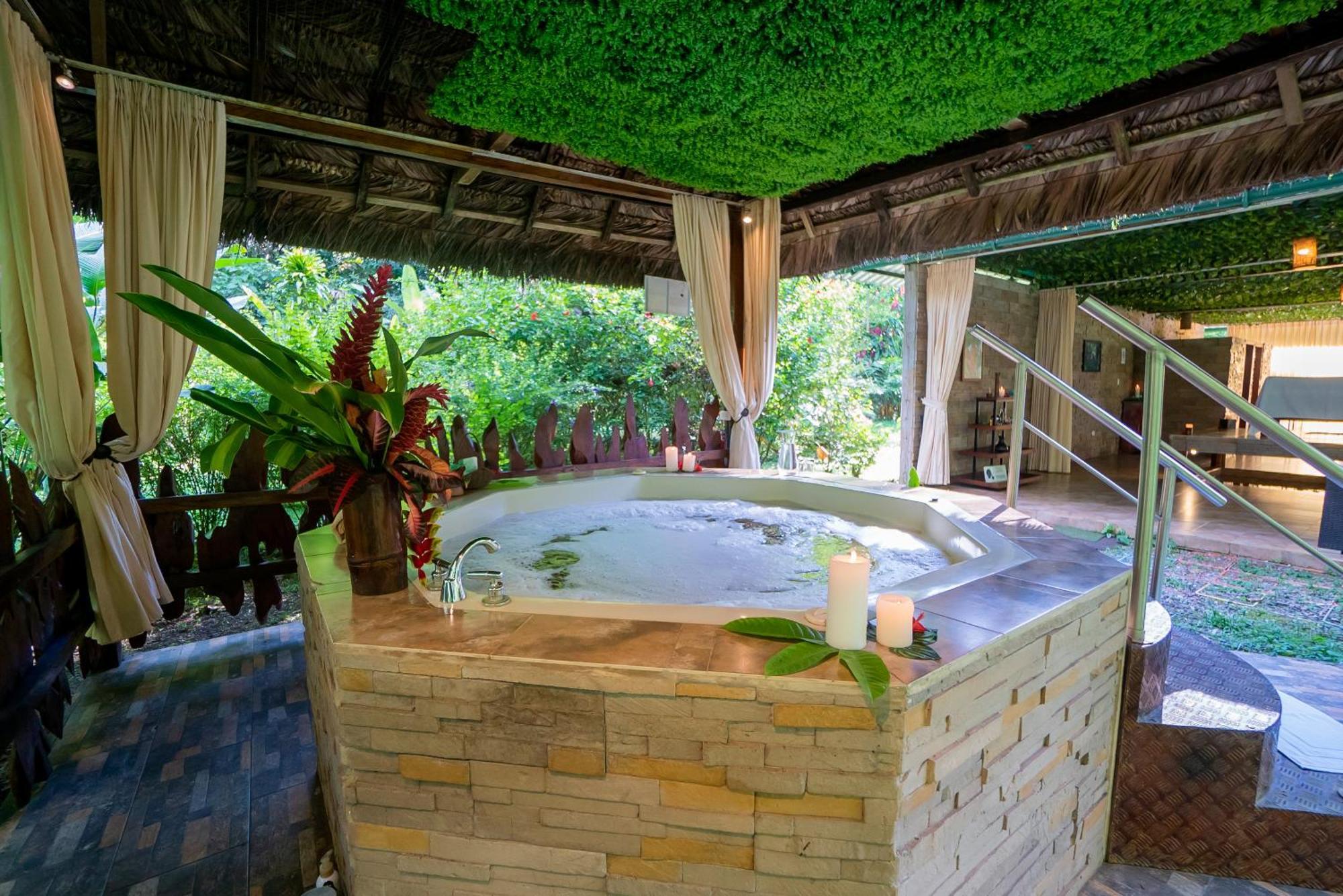 La Selva Eco-Lodge & Retreat Providencia エクステリア 写真
